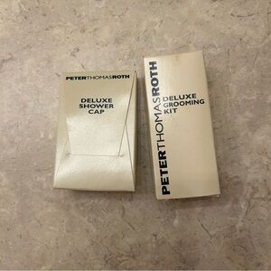 Free item: Peter Thomas Roth Deluxe Grooming Kit and Shower Cap